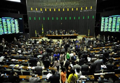 Câmara aprova texto-base do projeto de lei antifacção