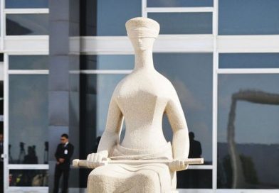 Ministro do STJ acusado de importunação sexual pede licença médica