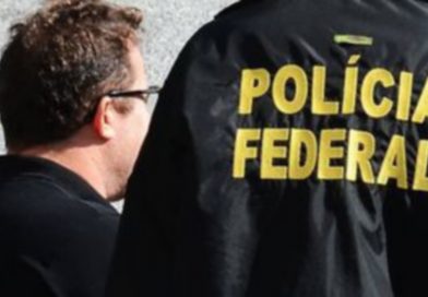 Polícia Federal retira credenciais de agente de imigração dos EUA