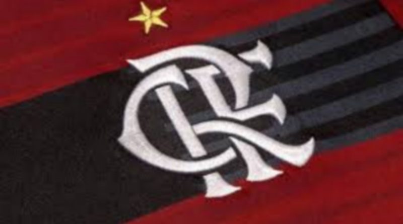 Flamengo vence Bragantino e entra na briga pelo título do