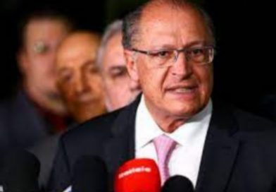 Brasil venderá 6 milhões de barris de petróleo à Índia, diz Alckmin