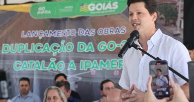 Mais prefeitos do PL vão anunciar apoio a Daniel Vilela.